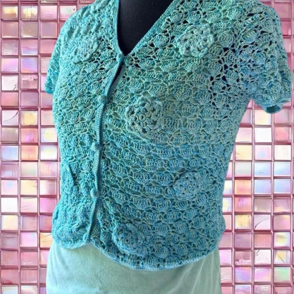 No brand crochet blue flower